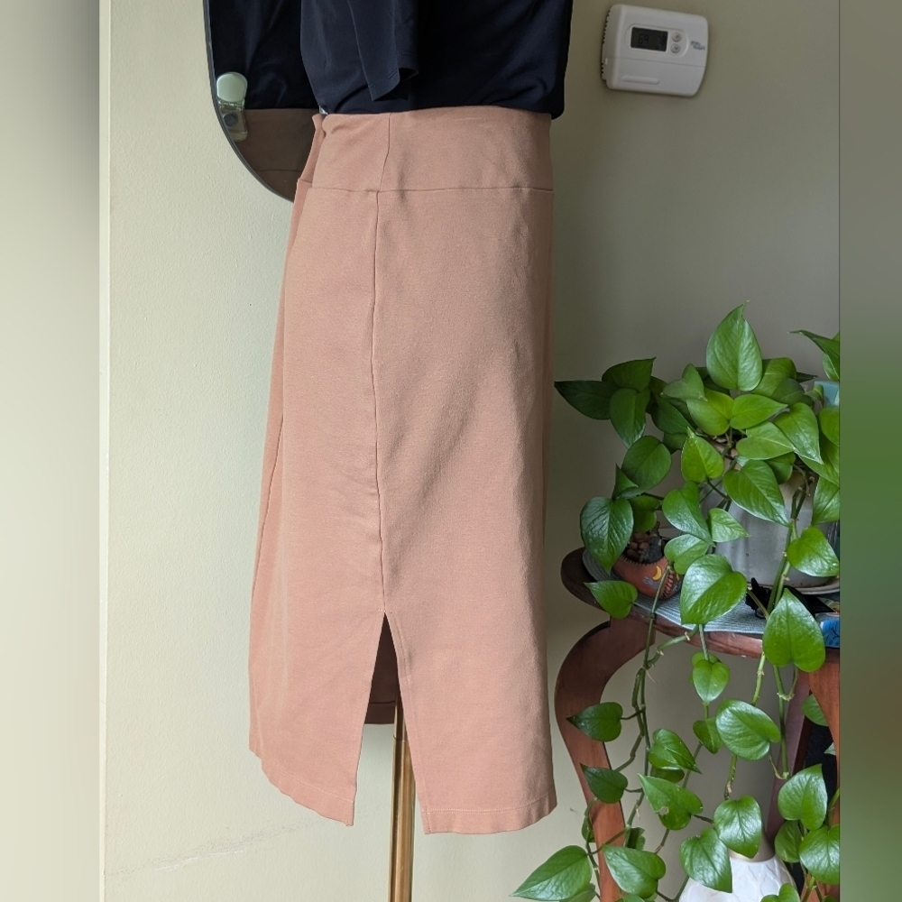 Nine West Women's Size XS Stretchy Tan Midi Skirt - Picture 4 of 9